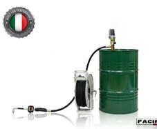 Oil Dispensing Pump with Retractable Reel - Metered