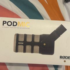 RODE PodMic Broadcast-quality Dynamic Microphone with Integrated Swing Mount for Podcasting, Streaming, Gaming, and Voice Recording,Black,XLR