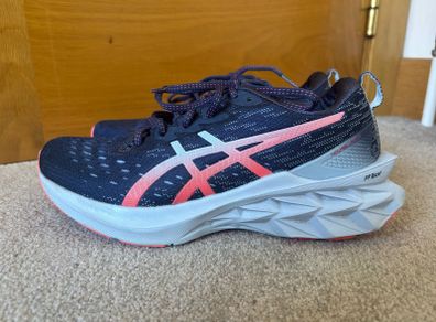 Asics Novablast 2 Women Running Shoes UK 6.5