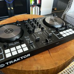 Traktor Kontrol S2  MK3