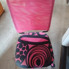 Pink swivel chair
