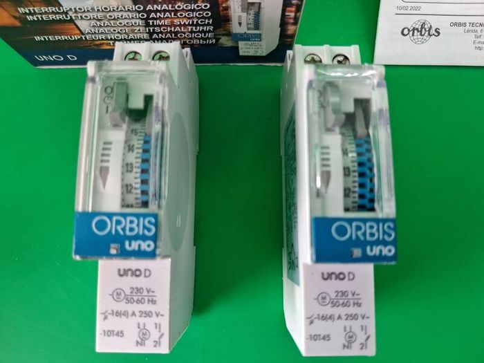 Postage - 7 X  Orbis Ob400132 Uno D Timers Brand New