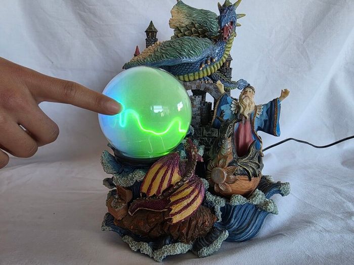 Fantasy Dragon Wizard Plasma Ball Lamp - Castle Lightning Lamp - Working