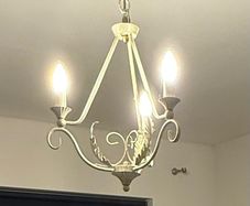 Vintage Style 3-Light Chandelier Distressed Cream