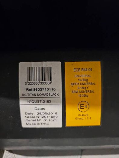 Free Maxi Cosi Titan isofix Car seat