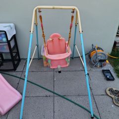 Baby swing