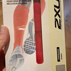 2XU Women's Compression Performance Run Socks - Size M