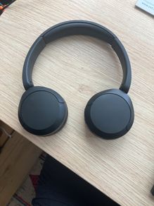 Sony wireless headphones WH-CH520
