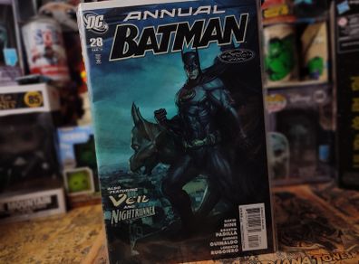 Batman Annual ! Issue #28 ! Featuring Veil and Nightrunner ! 2011 ! by DC Comics !