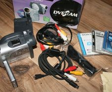 Hitachi DZ-MV3000E PAL DVD and DS  Video Camcorder 10x Optical Zoom 240x Digital Tested & Working.