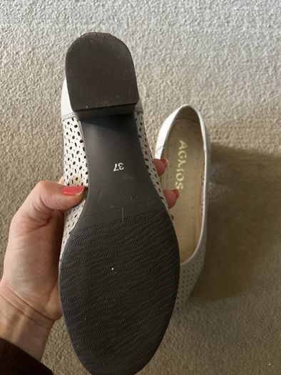 Beige shoes