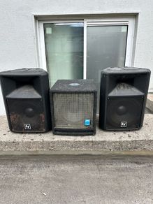 Set of speakers