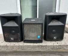 Set of speakers
