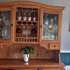 Dresser TOP