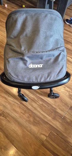 doona buggy and Isofix base.