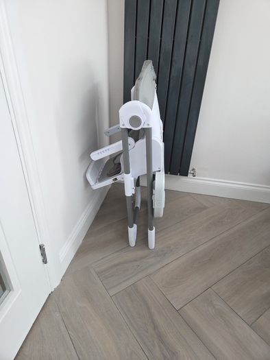Babylo Siesta Baby High chair