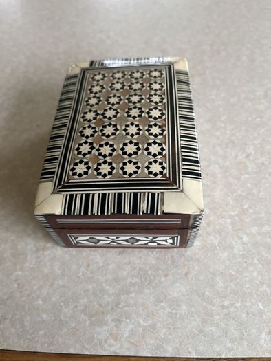 Wooden Mother of Pearl Inlay Jewelry Box