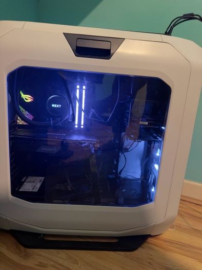 Gaming PC + Dual Monitor + Full Gaming/Audio Setup