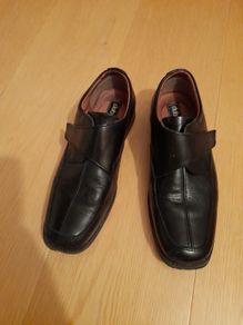 Boys shoes, size 37