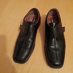Boys shoes, size 37
