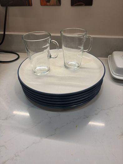 plates and mugs