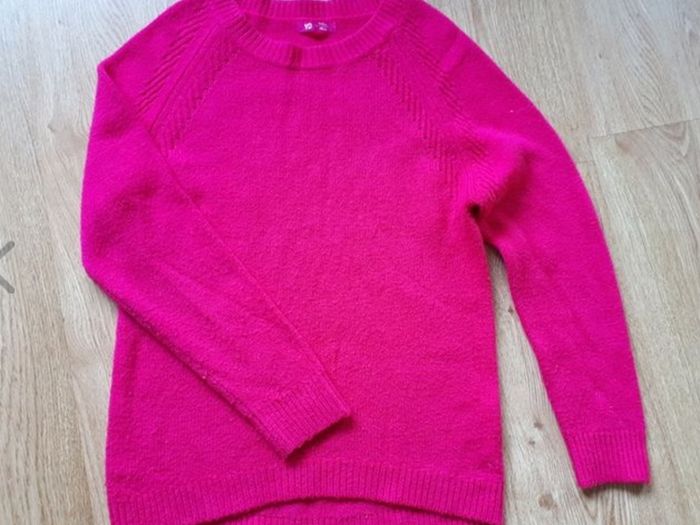 Red Jumper   Age 10-11