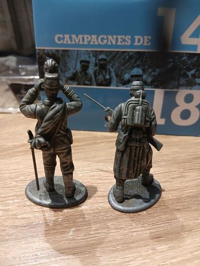 Atlas Editions Die-cast Ww1 Officer And Soldier