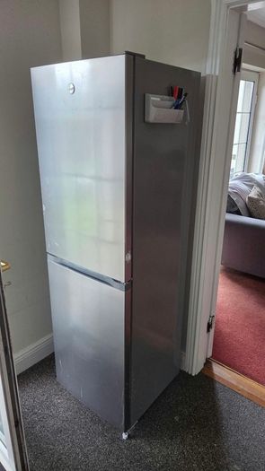 Fridge freezer