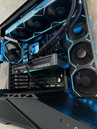 High spec Gaming PC | RTX 5070 / Ryzen 7800x3d / DDR5