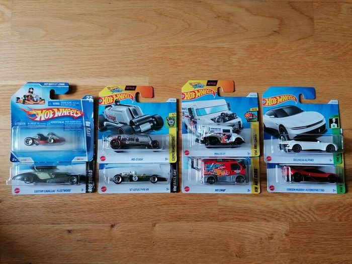 1:64 Hot wheels