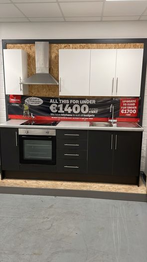 full kitchen