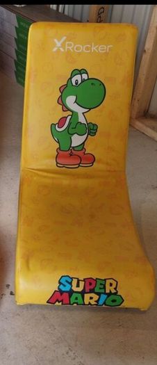 Yoshi xrocker gaming chair
