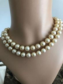 pearl necklace