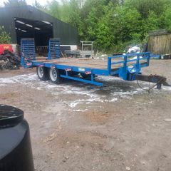 Low loader