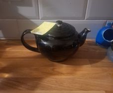 le creuset teapot 1.3