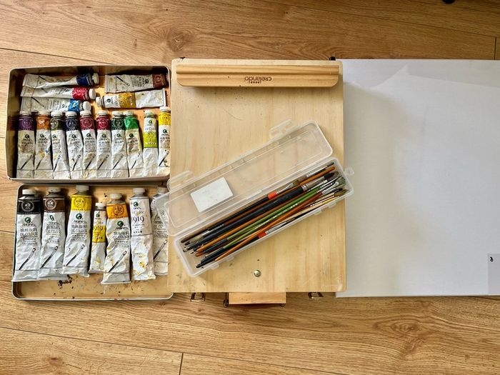 Oil paint color, brushes, frame, wooden box