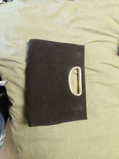 woman's bag black clutch