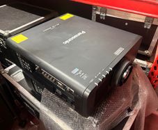 Panasonic RZ770 Laser 7.2k Professional Projector SDI low hours