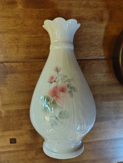 Vintage Donegal Parian China Irish Rose Bud Vase