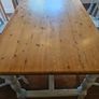 Kitchen table and chairs Image 3