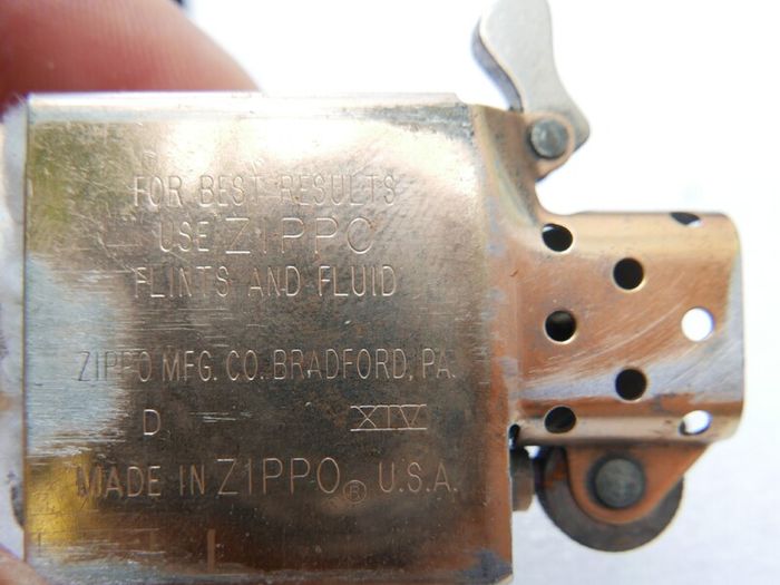 Vintage VENETIAN Engraved Zippo  Lighter Bradford