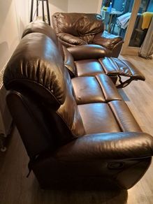 Recliner leather couch [ 2 armchairs are free]