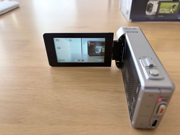 JVC digital camcorder HD Everio GZ-VX715