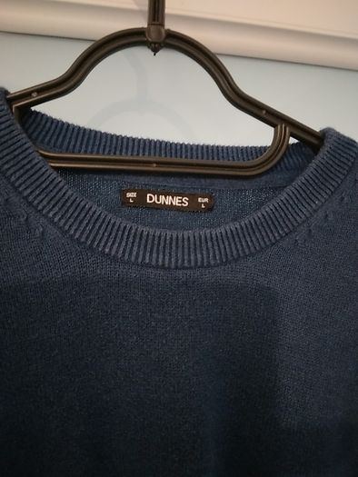 2 Mens jumpers