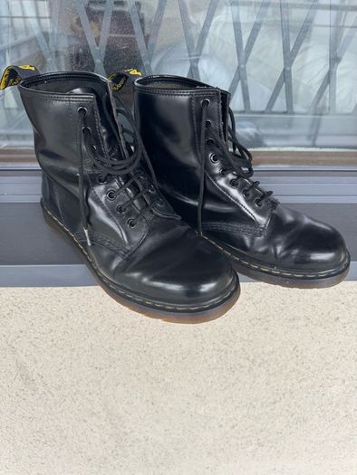 Doc Marten Boots, Black 8 hole, good condition