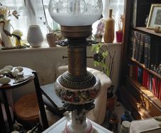 Antique table lamp habd painted ceramic body with ornate brass base works