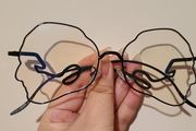 Funky Frame Shaped in Black Glasses / Sunglasses
