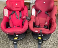 2 swivel car seats