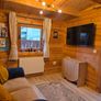 One Bed Log Cabin Image 6
