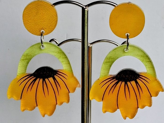 Open Arch Upside Down Yellow Sunflower Drop Earrings